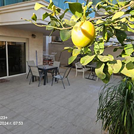 Apartamento Milana'S Deluxe With Big Patio And Pool Eilat Exterior foto