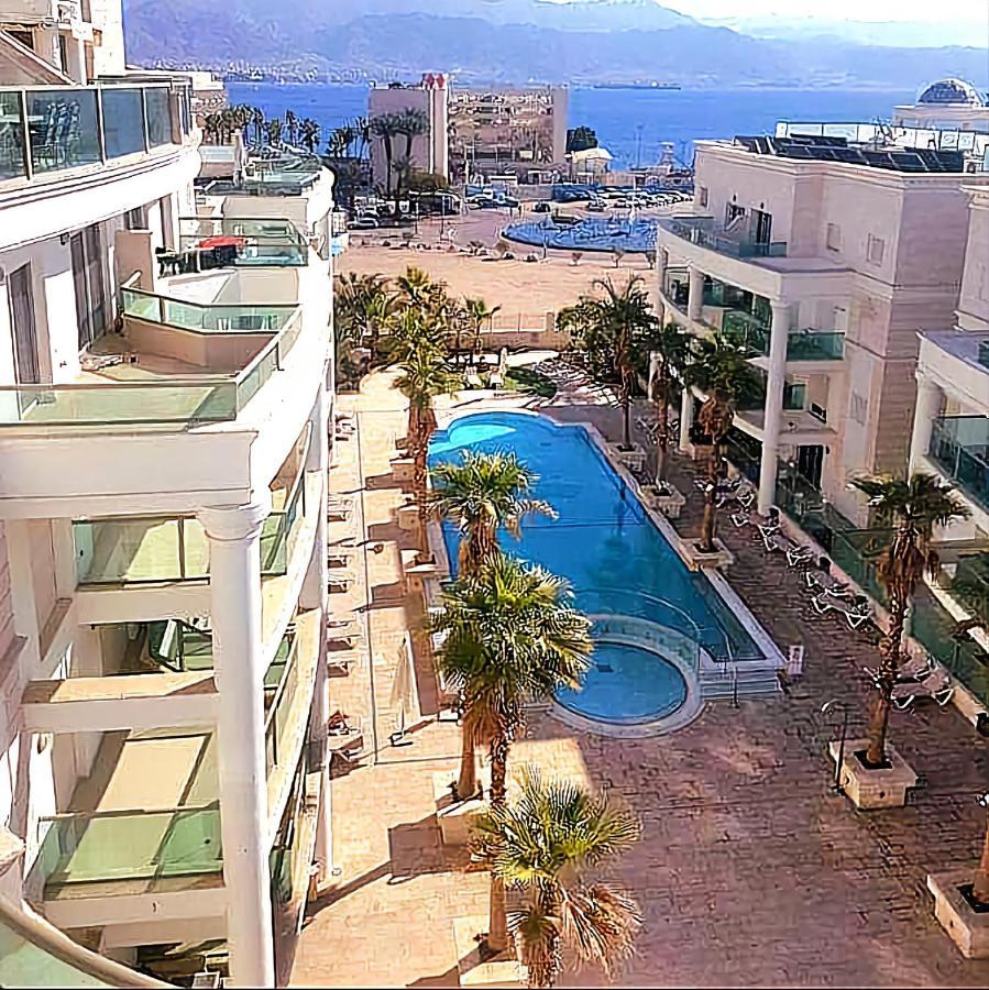 Apartamento Milana'S Deluxe With Big Patio And Pool Eilat Exterior foto