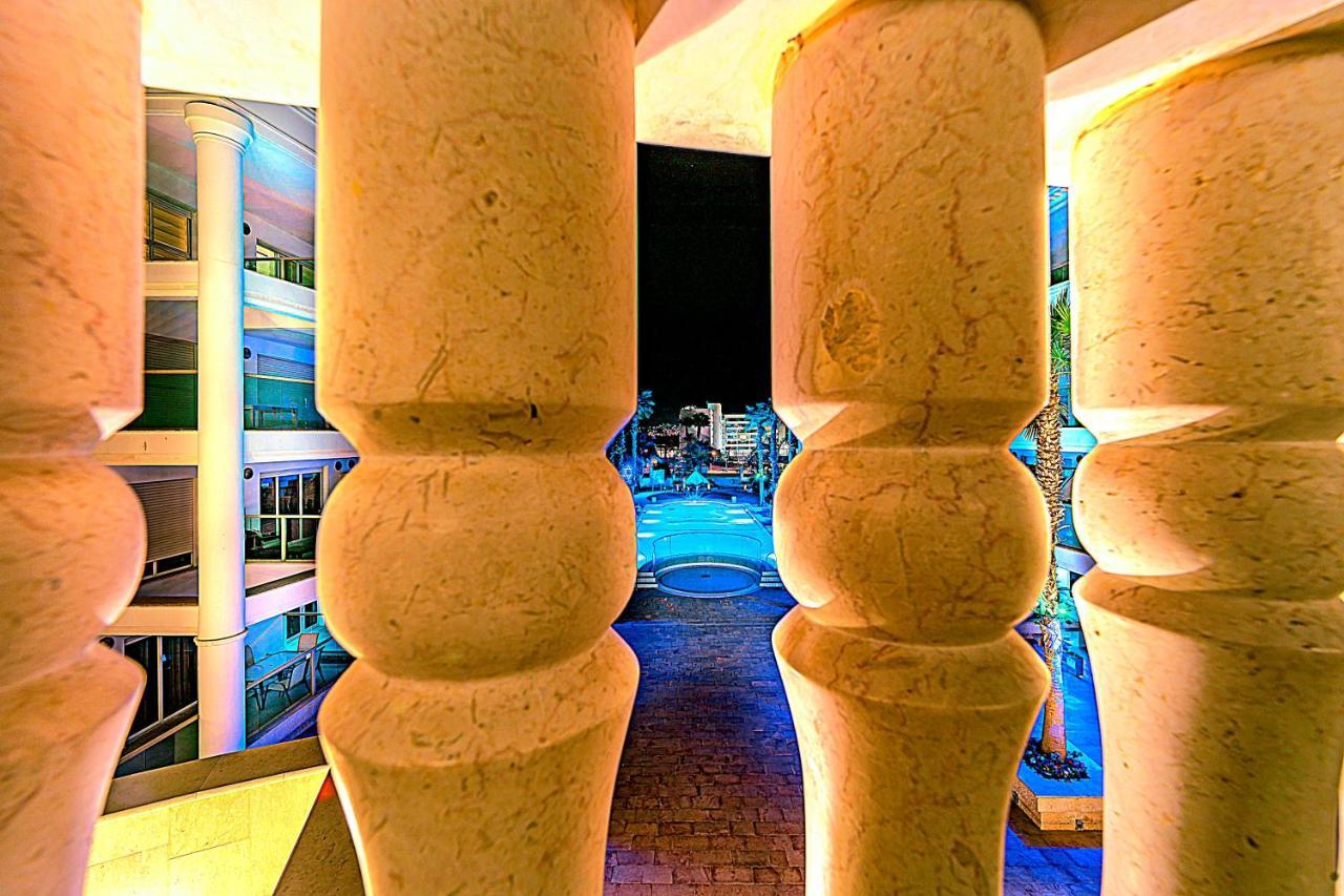 Apartamento Milana'S Deluxe With Big Patio And Pool Eilat Exterior foto