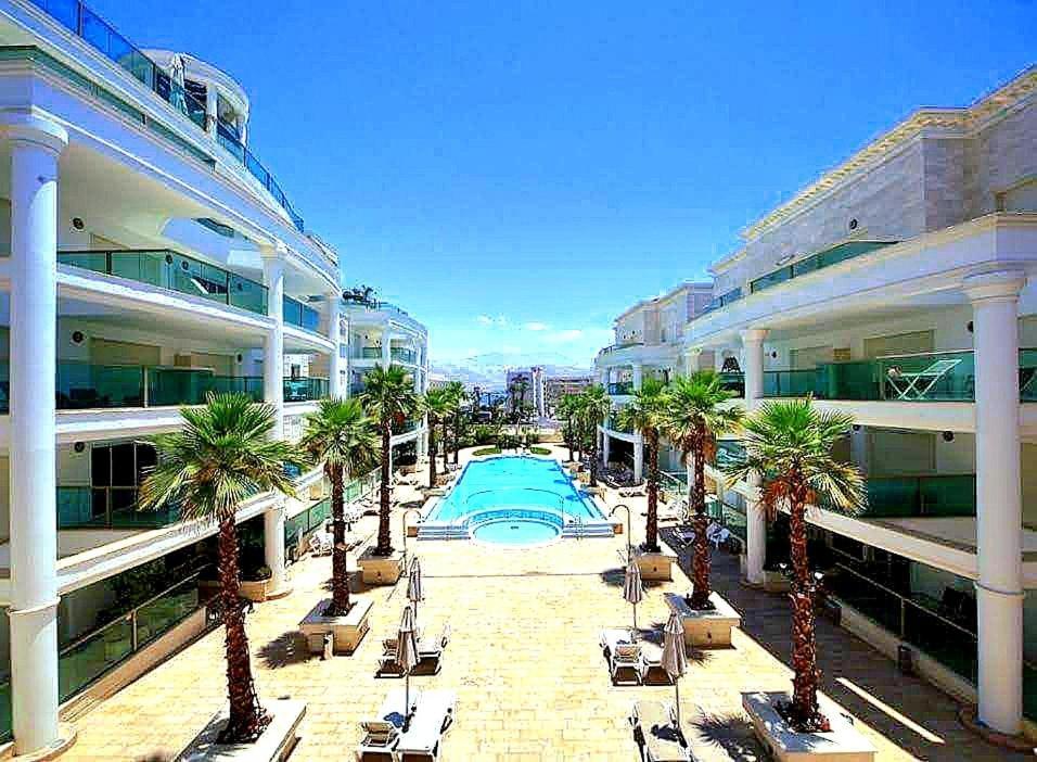Apartamento Milana'S Deluxe With Big Patio And Pool Eilat Exterior foto