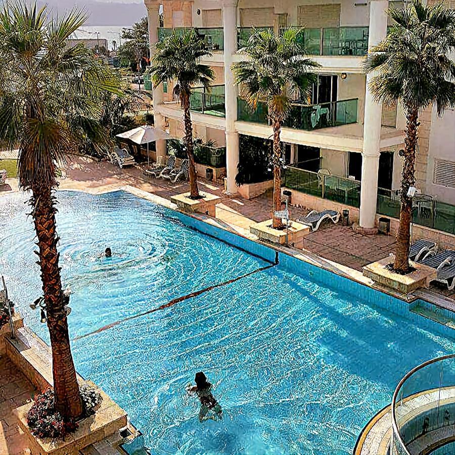 Apartamento Milana'S Deluxe With Big Patio And Pool Eilat Exterior foto
