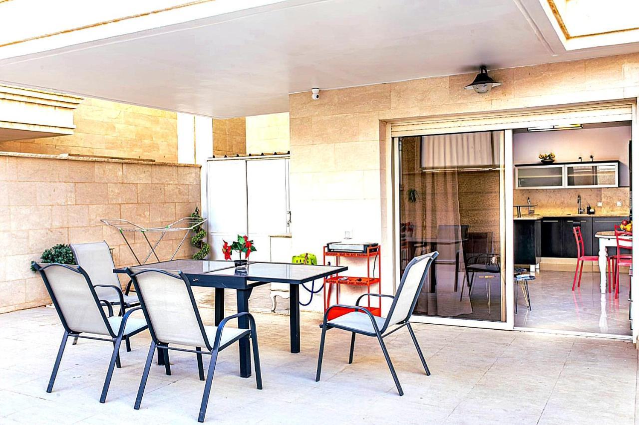 Apartamento Milana'S Deluxe With Big Patio And Pool Eilat Exterior foto