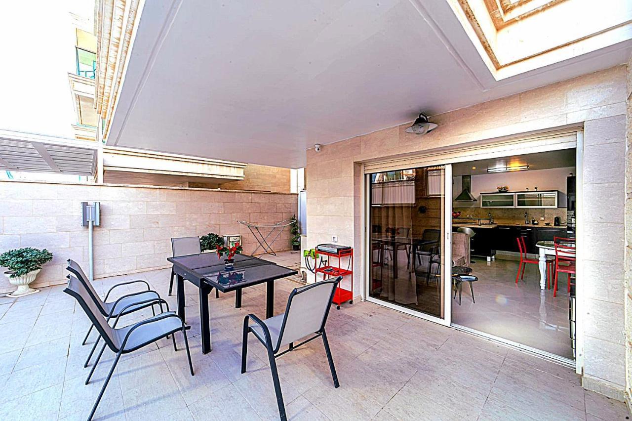 Apartamento Milana'S Deluxe With Big Patio And Pool Eilat Exterior foto