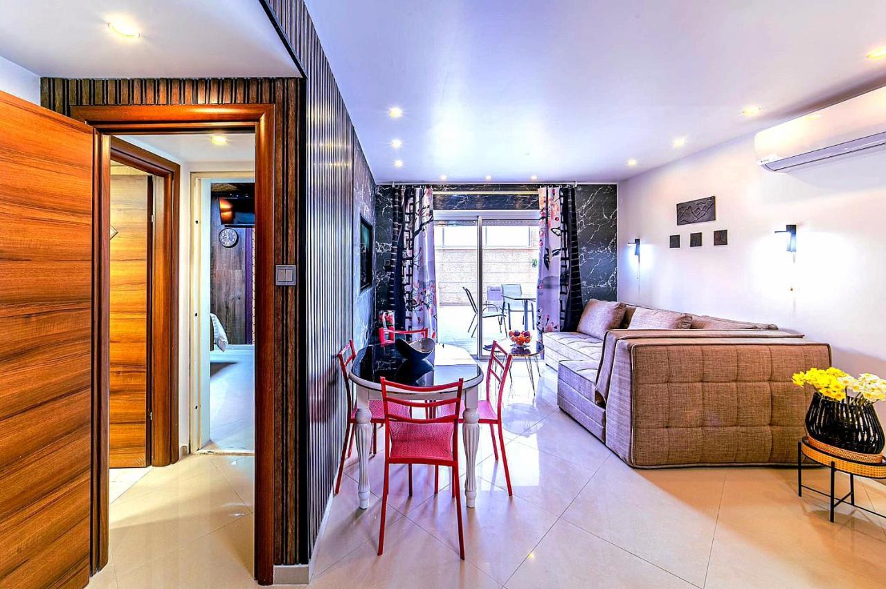 Apartamento Milana'S Deluxe With Big Patio And Pool Eilat Exterior foto